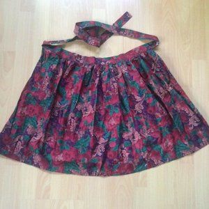 Super cute Holiday Apron Floral Fall